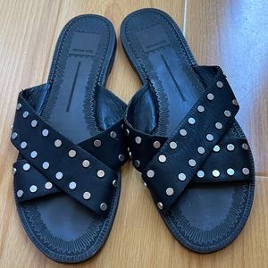 Dolce Vita slipper with leather stud woman size 7.5
